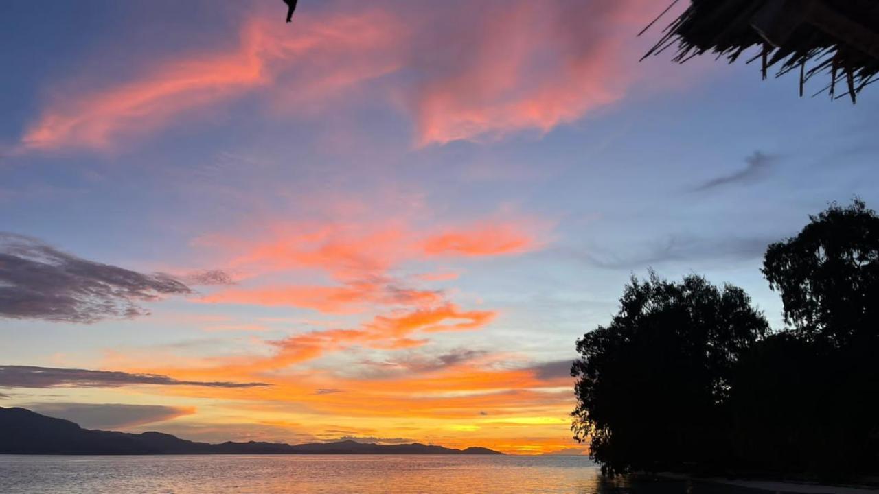 Wai Resort - Raja Ampat Pulau Birie エクステリア 写真