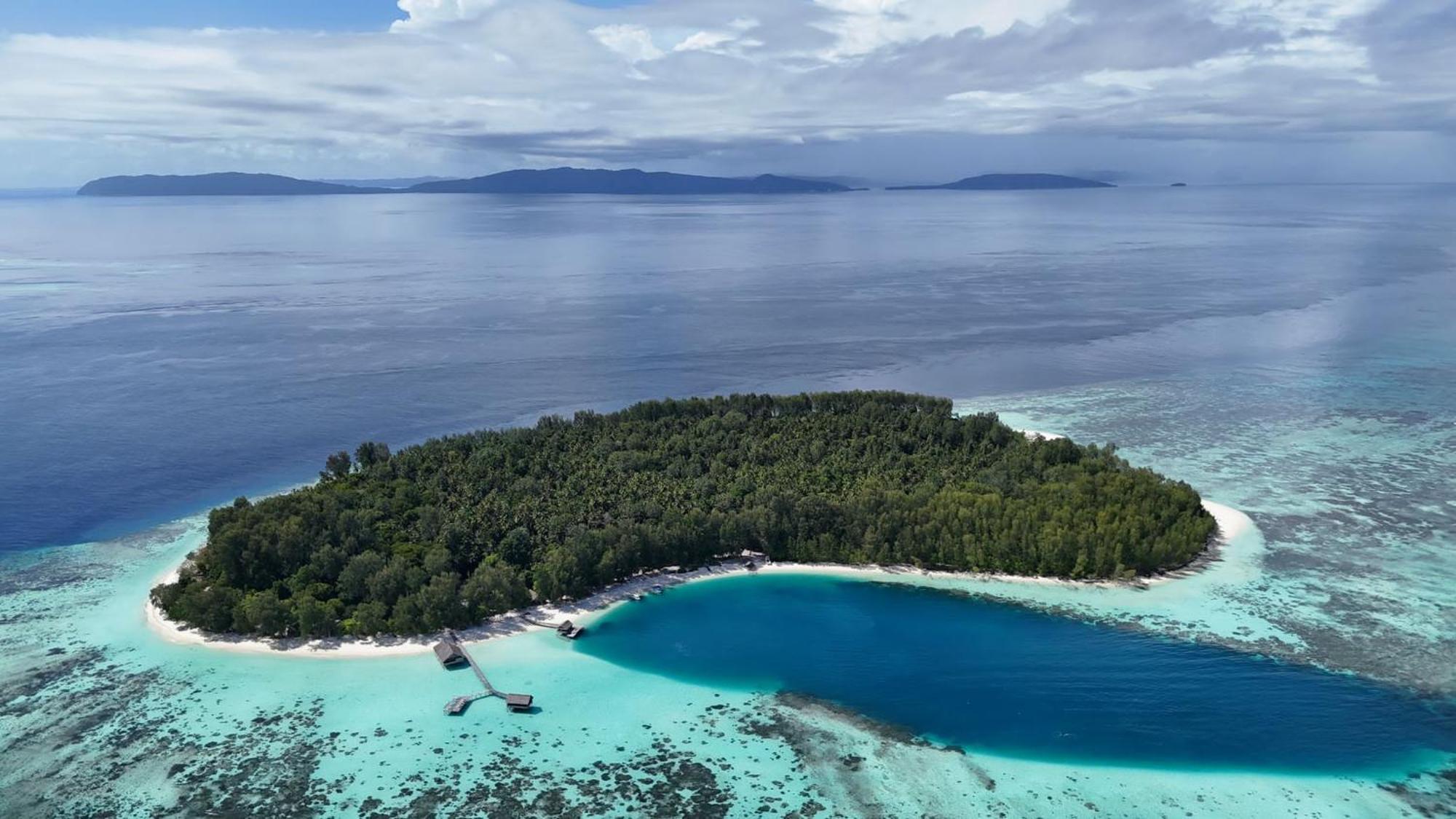 Wai Resort - Raja Ampat Pulau Birie エクステリア 写真